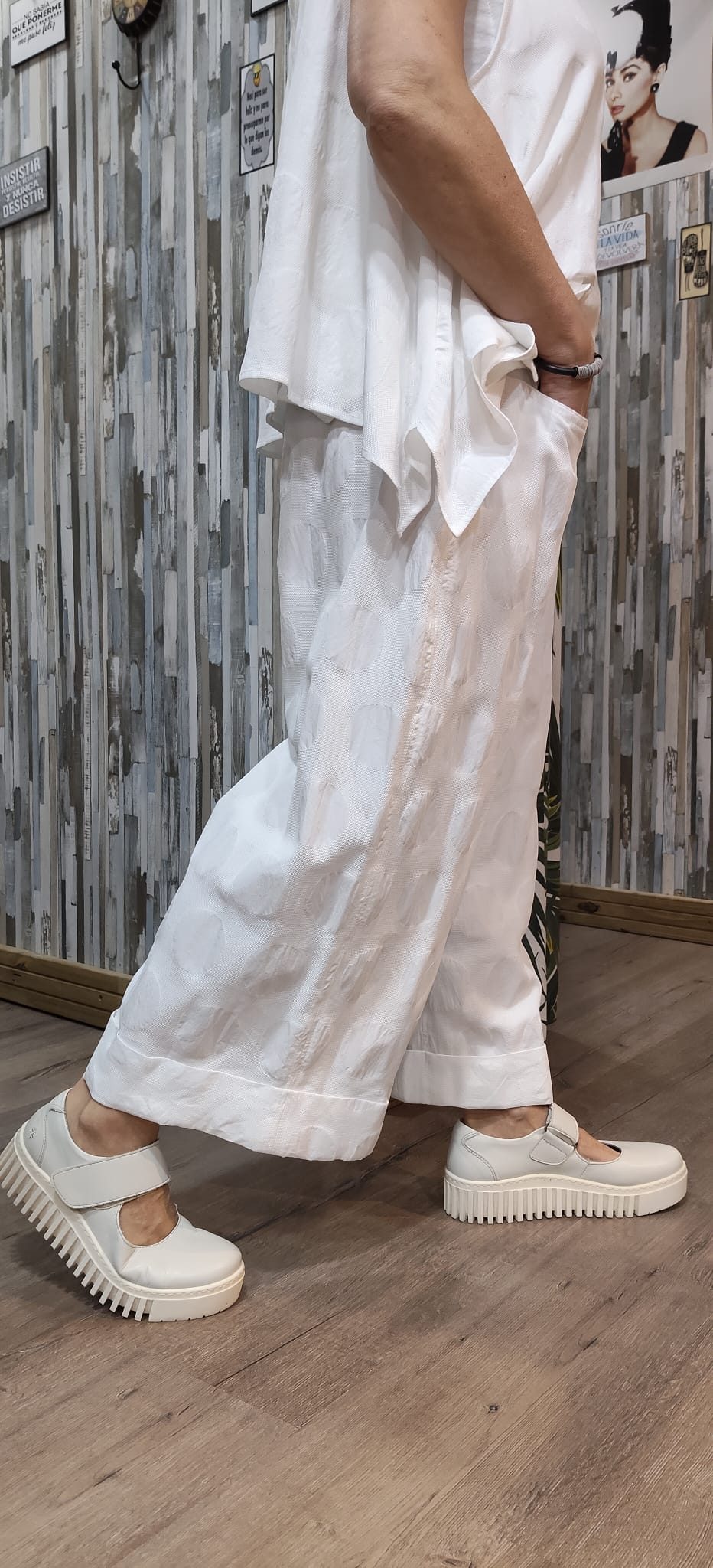 Pantalón CAPRIOLO 240551