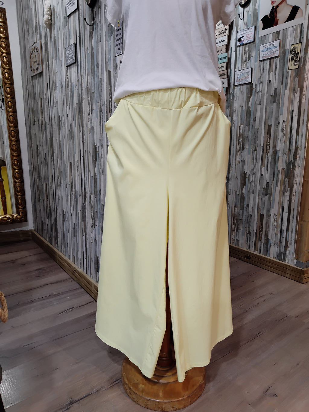 Pantalón ancho PETRA 11247