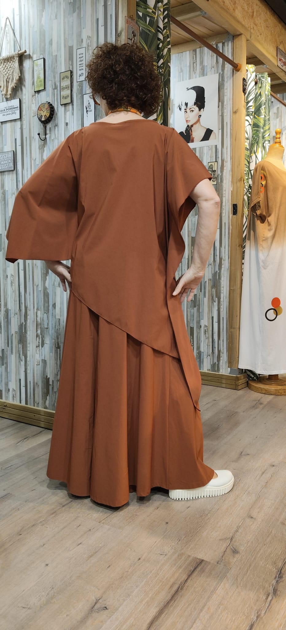 Blusa asimétrica PETRA 12294